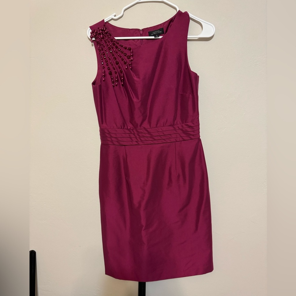 Tahari Sleeveless Magenta Mini Dress